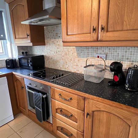 Contractors Or Family House - M1 Nottingham - Ikea Retail Park - Catkin Drive - 2 Bed Home With Driveway, Private Garden, Sleeps 4 - Tv'S In All Rooms Giltbrook Dış mekan fotoğraf