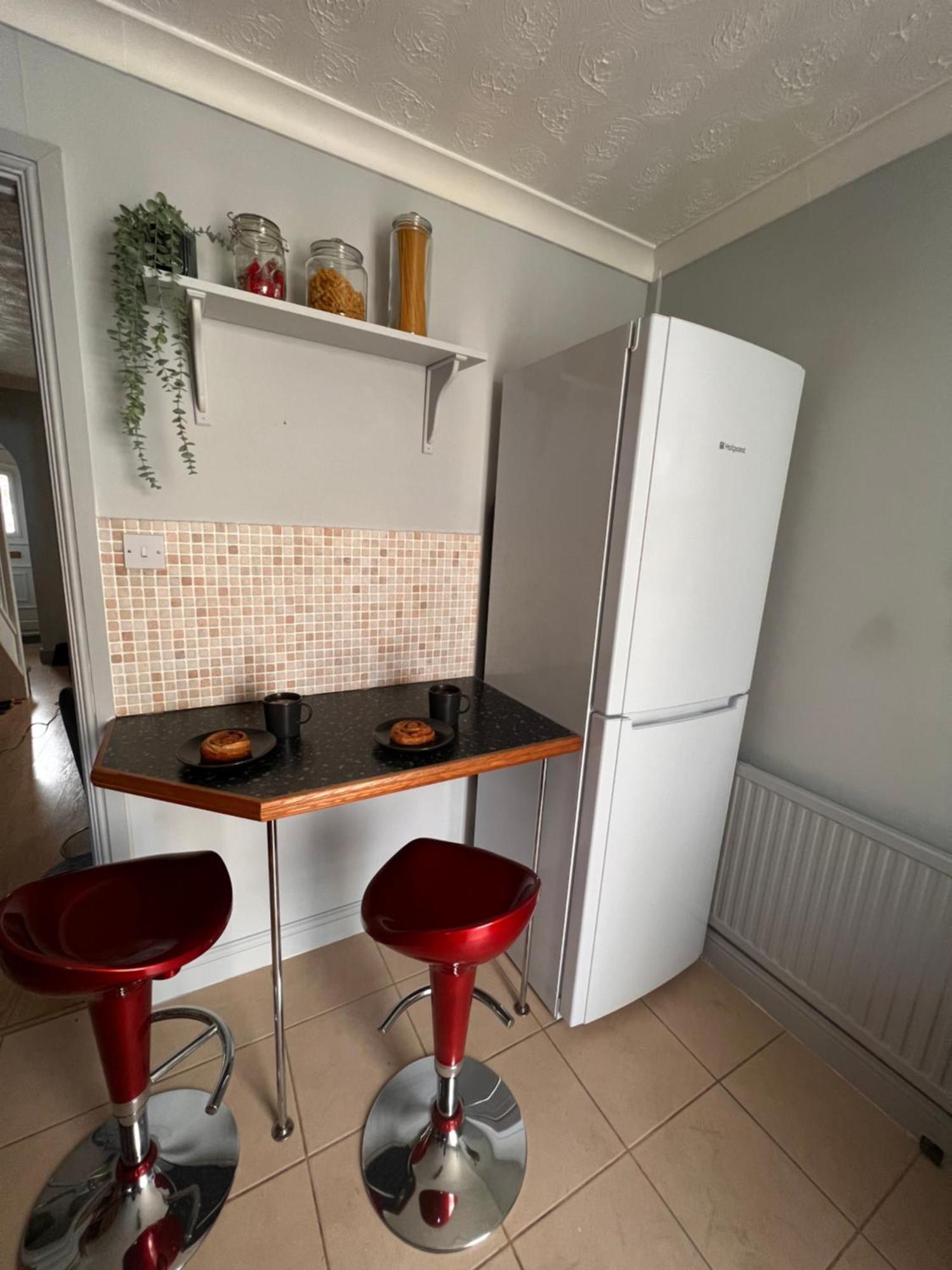 Contractors Or Family House - M1 Nottingham - Ikea Retail Park - Catkin Drive - 2 Bed Home With Driveway, Private Garden, Sleeps 4 - Tv'S In All Rooms Giltbrook Dış mekan fotoğraf